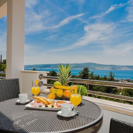 Apartmani Tomeri Starigrad Paklenica Ngoại thất bức ảnh