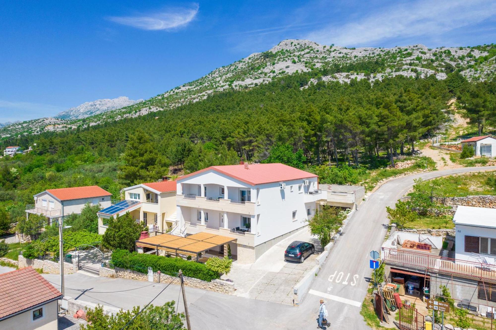 Apartmani Tomeri Starigrad Paklenica Ngoại thất bức ảnh